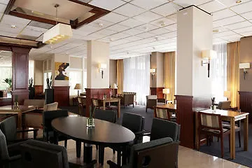 Nh Maastricht Otel Hollanda
