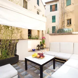  Appartamento Loft Silent Terrace 8 Minutes Duomo Italia